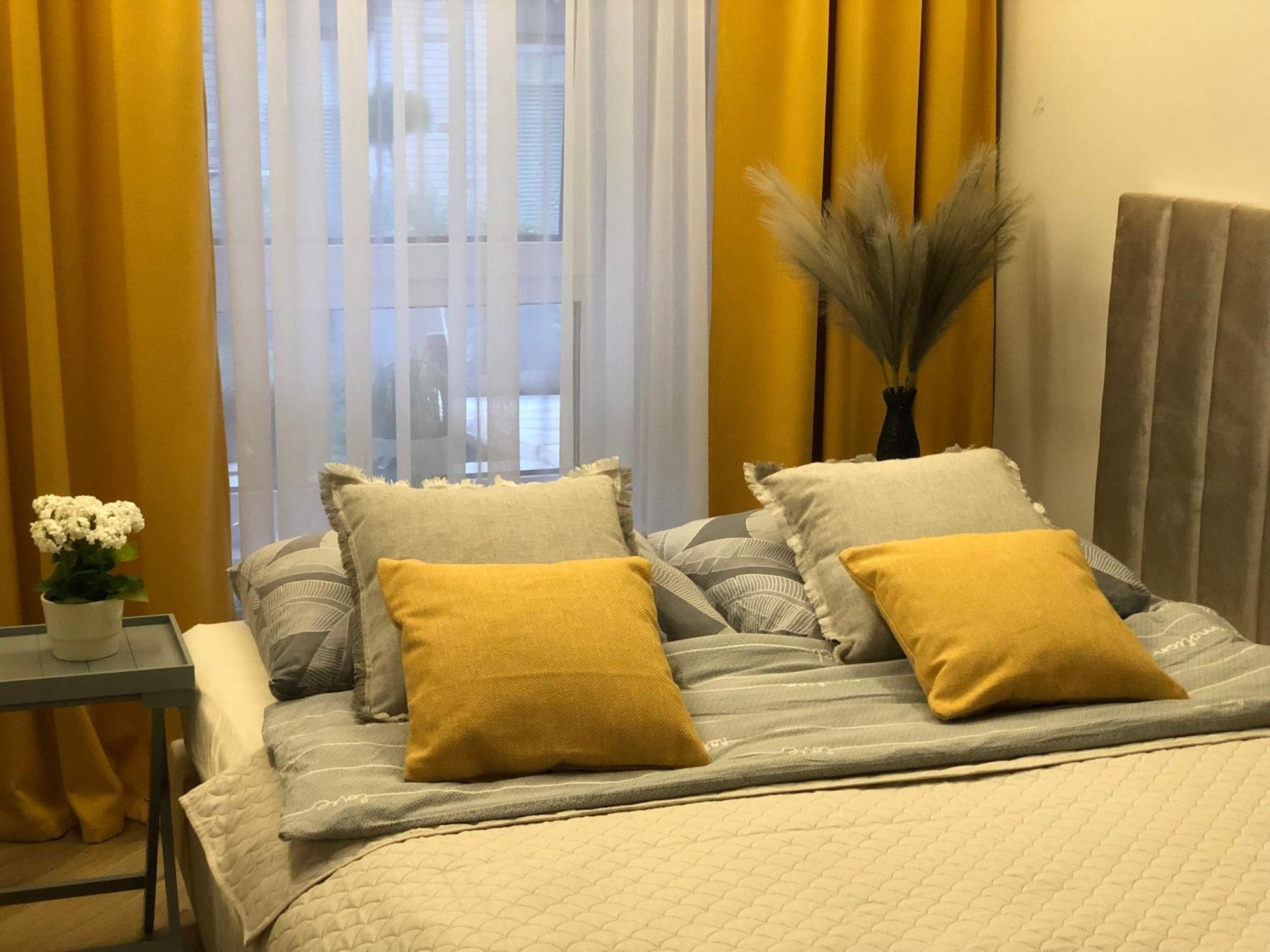 Komfortowe Apartamenty Kielce Klonowa ,Ogrodek, Garaz Podziemny, Samodzielne Wejscie Na Kod 24H Екстериор снимка